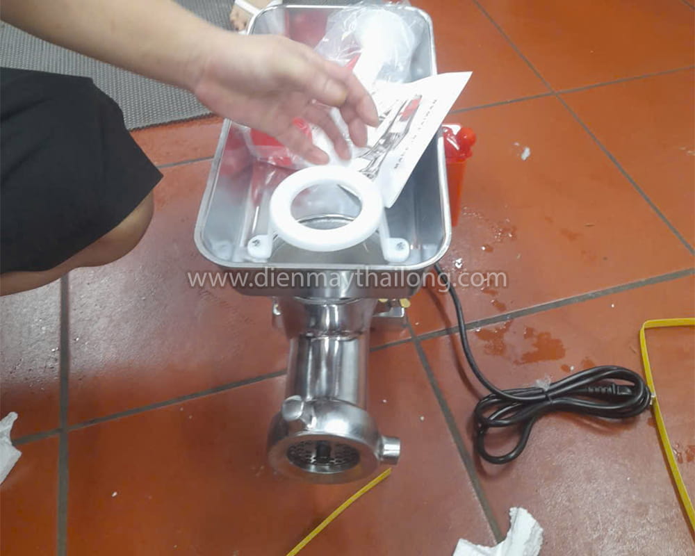 Máy xay thịt ATS TS-102