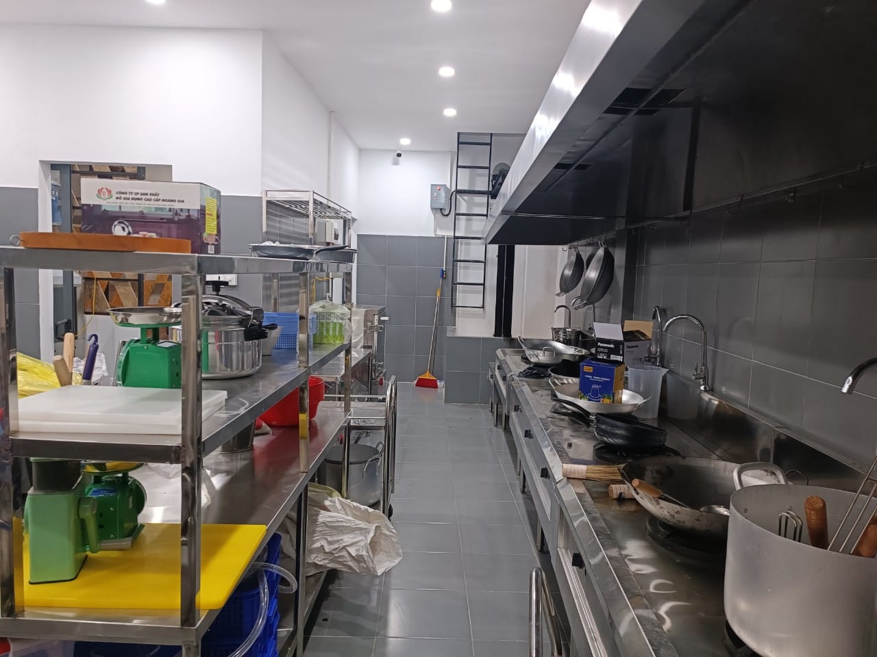 Công trình thi công thiết bị bếp công nghiệp 3