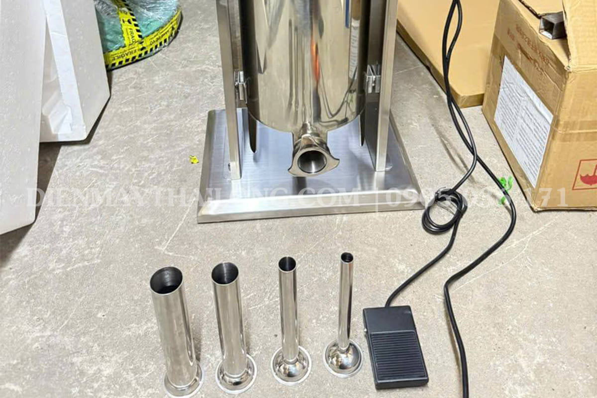 Máy đùn xúc xích chạy điện