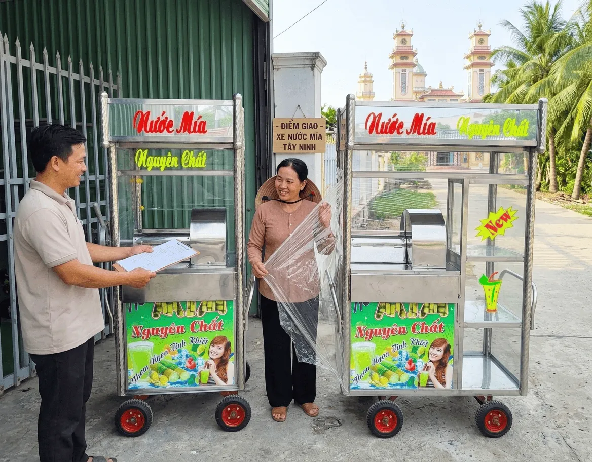 Xe nước mía gửi khách tại Tây Ninh