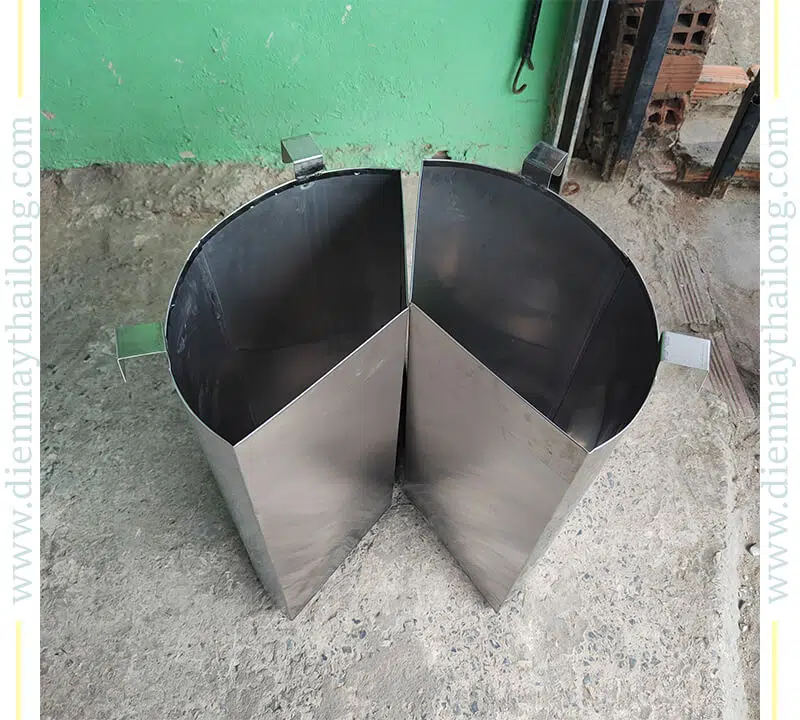 Ngăn Chia Bán Nguyệt 1/3