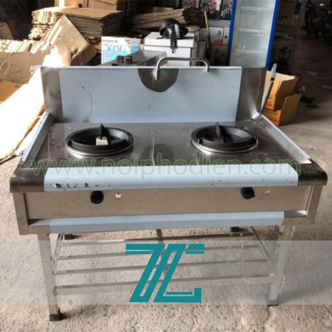 Thiết bị bếp công nghiệp đến từ các thương hiệu uy tín không chỉ giúp đảm bảo chất lượng món ăn mà còn quyết định đến hiệu suất vận hành, tuổi thọ thiết bị và khả năng tiết kiệm chi phí lâu dài.