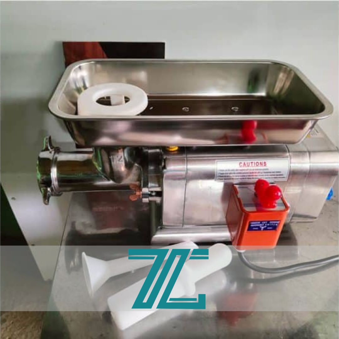 Máy xay thịt công nghiệp inox 304 trở thành thiết bị không thể thiếu để tối ưu hoá quy trình chế biến, đảm bảo vệ sinh an toàn thực phẩm và gia tăng hiệu quả sản xuất.